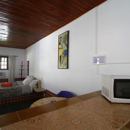Pousada Calvanos Chalés Rio das Ostras Habitación foto
