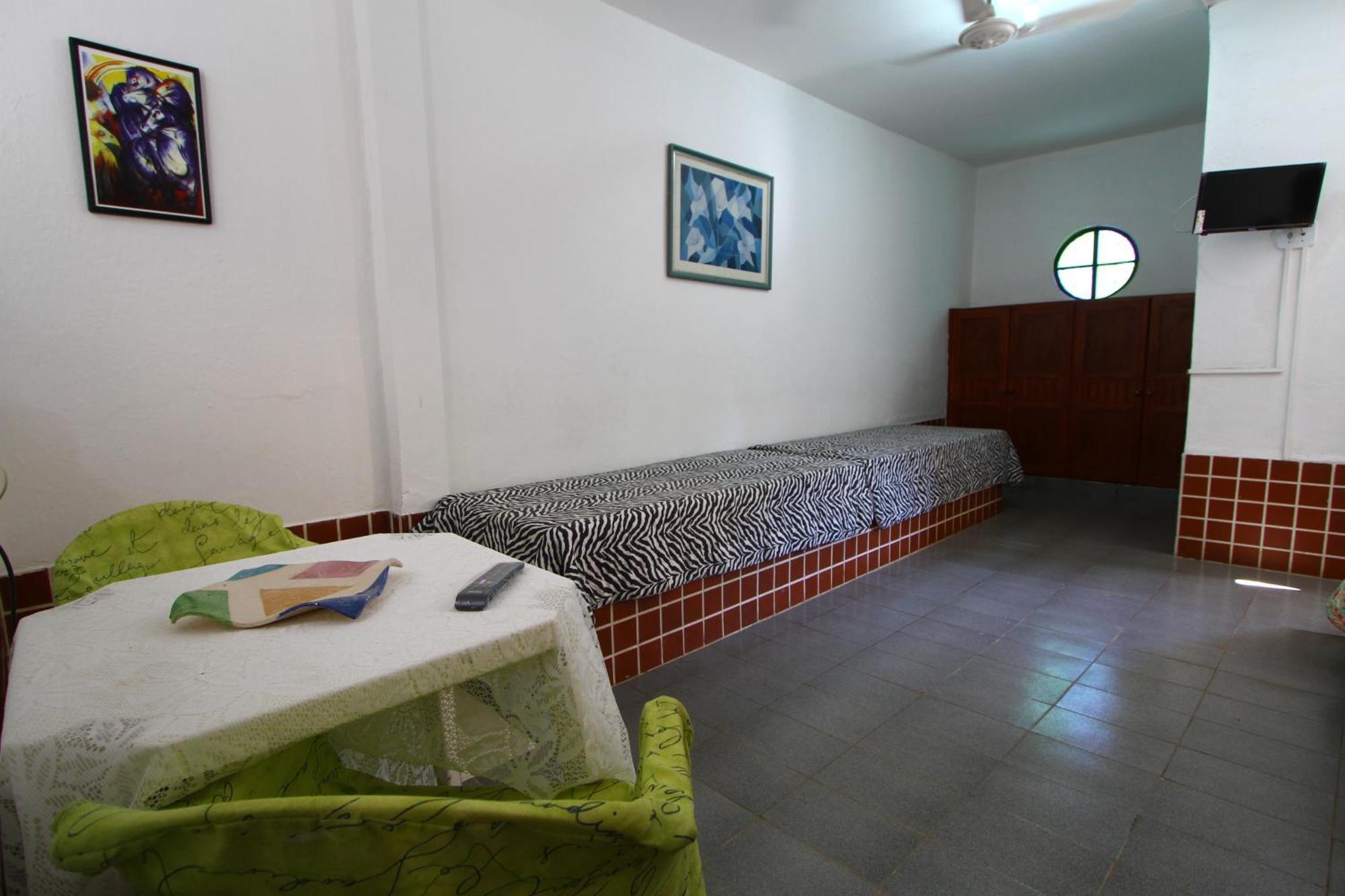 Pousada Calvanos Chalés Rio das Ostras Habitación foto